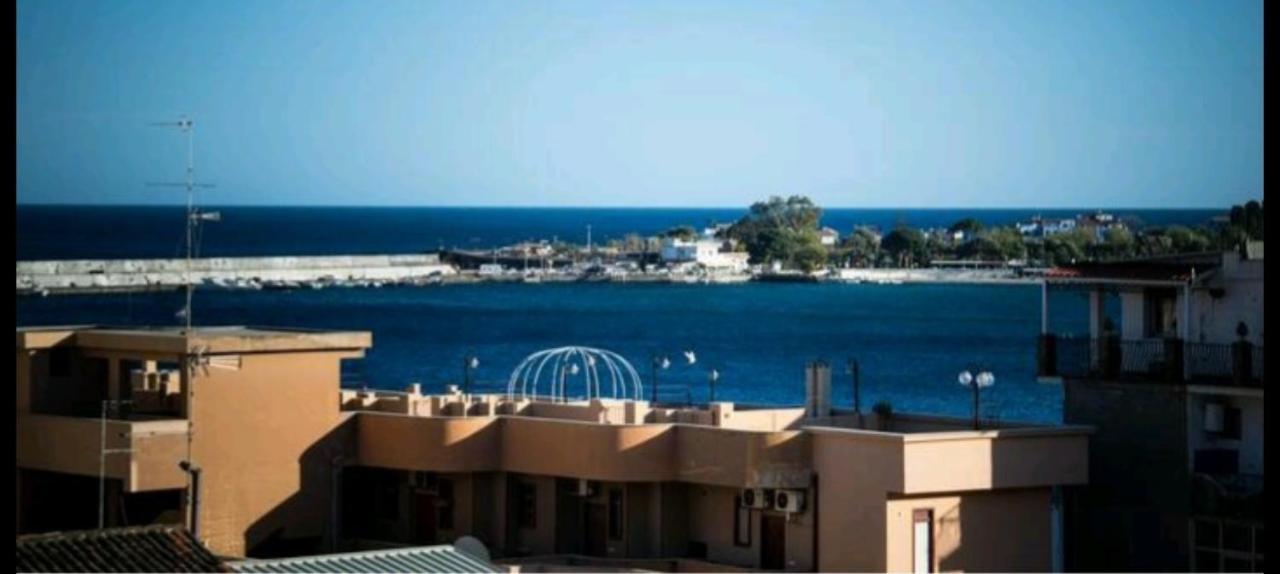 Apartamento Sabrina'S House Giardini-Naxos Exterior foto
